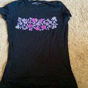 Aeropostale women’s t-shirt